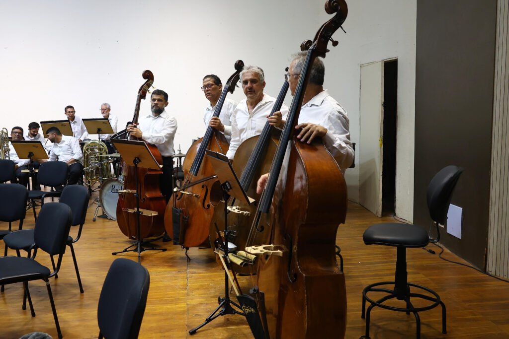 Concerto Da Orquestra Sinfônica Da Paraíba Tem Regência De Maestro Argentino E Solo De Clarinete